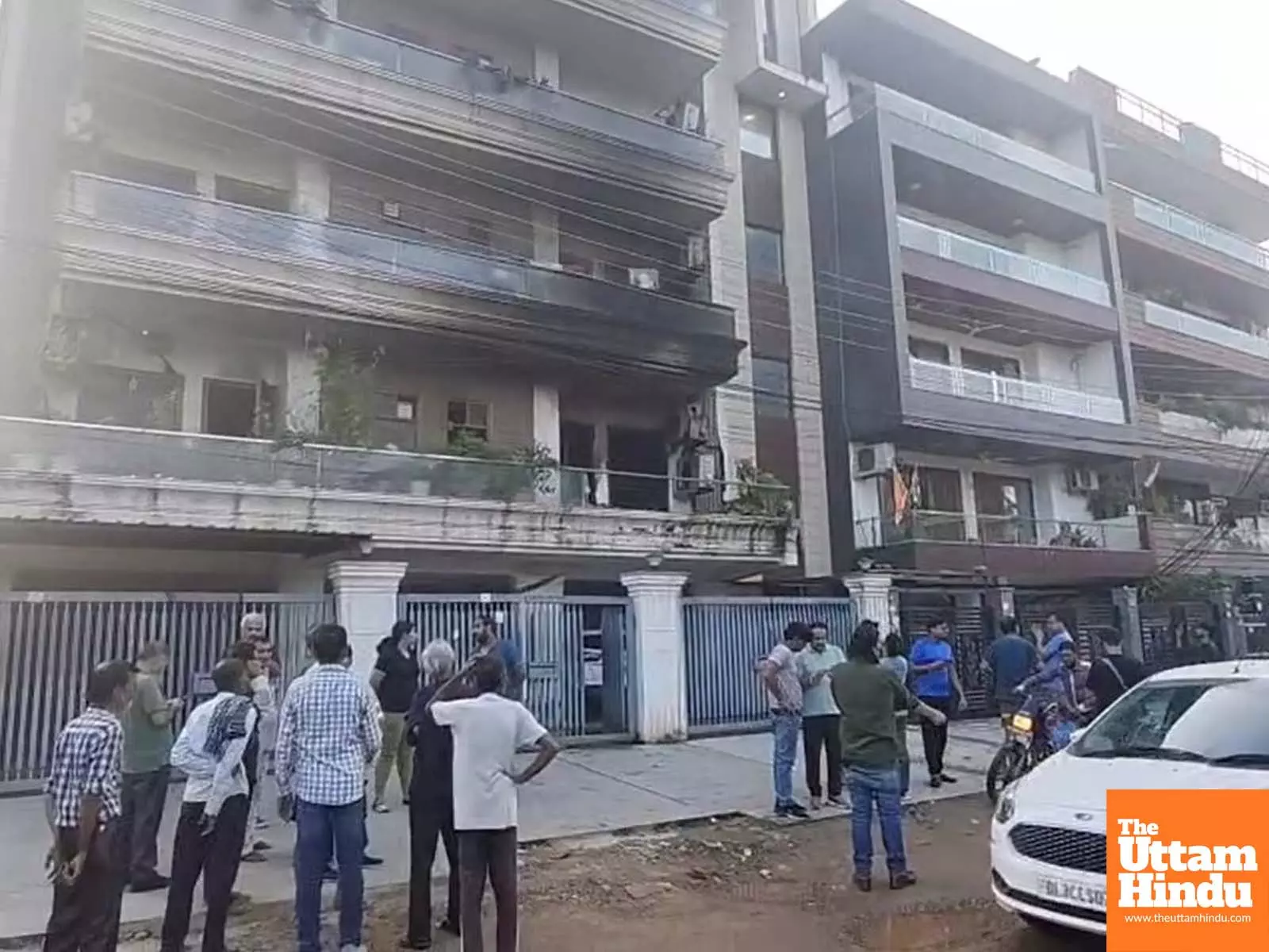 Neighbor’s AC short circuit leads to fire, 3 family members dead in Faridabad Neighbor’s AC short circuit leads to fire, 3 family members dead in Faridabad