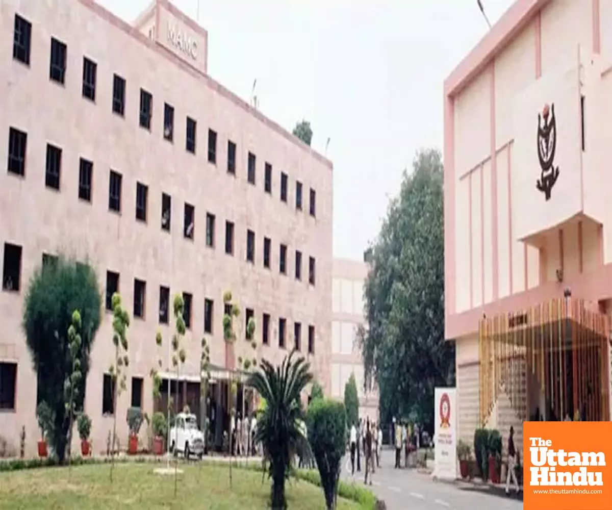 Bomb threat to Maulana Azad Medical College and CM Secretariat, agencies on high alert