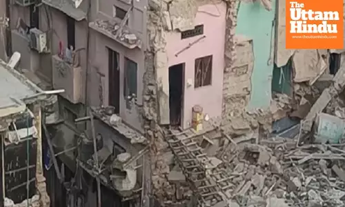Midnight Horror in Delhi: Four-Storey Building Crashes Like a Pack of Cards in Punjabi Basti