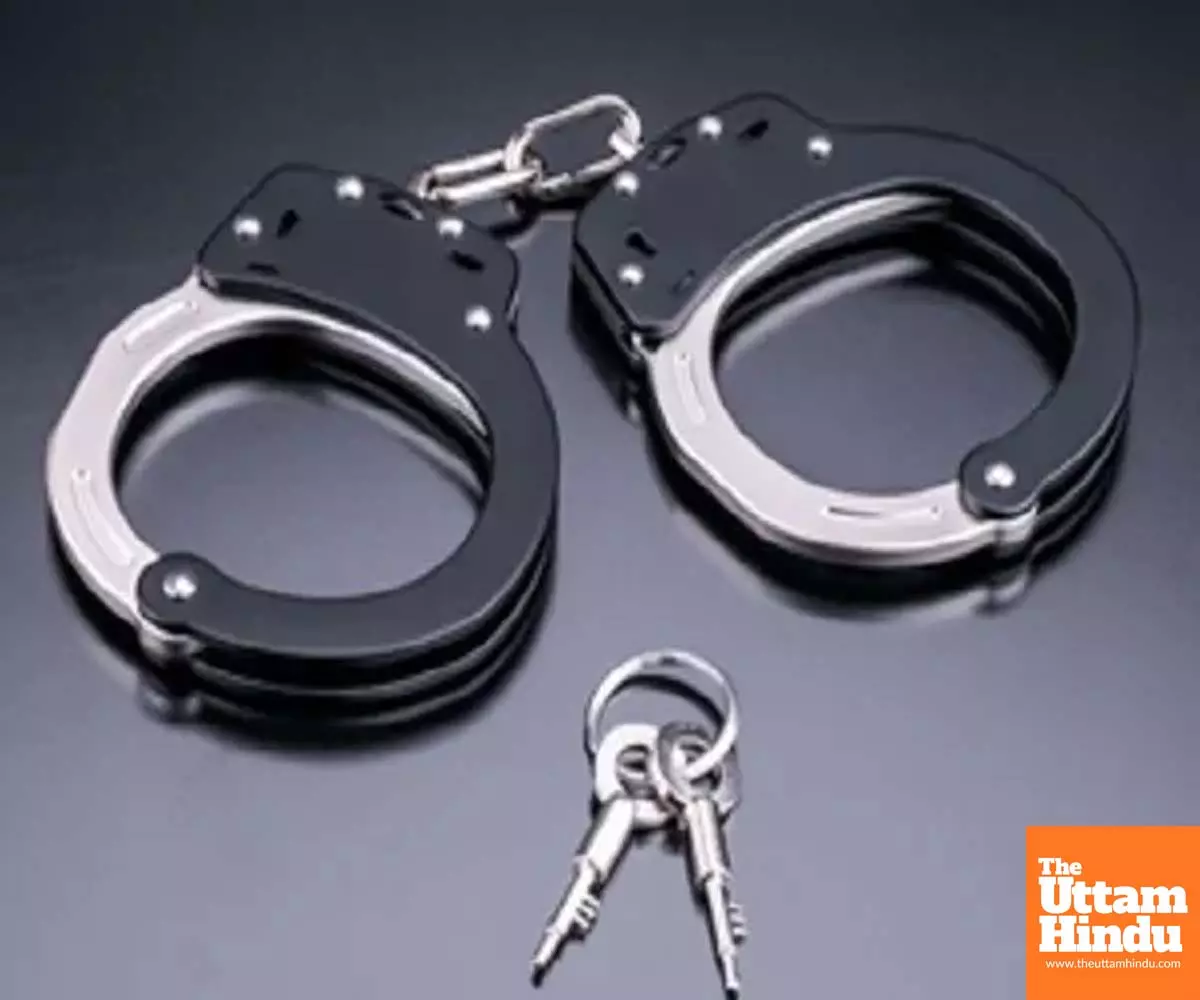 Delhi Police foil terror plot, arrest 5 terrorists with IED material Delhi Police foil terror plot, arrest 5 terrorists with IED material