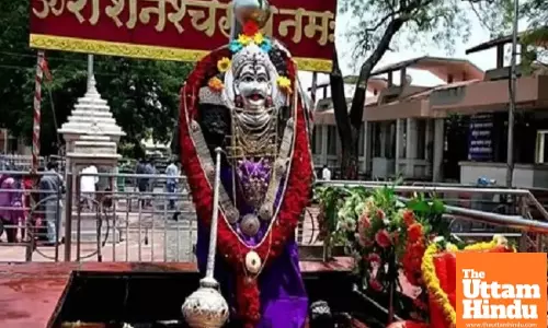 Rare Tripushkar and Ravi Yog on Saturday: Powerful Shani Dev Puja Brings Fortune, Removes Saturn’s Curse