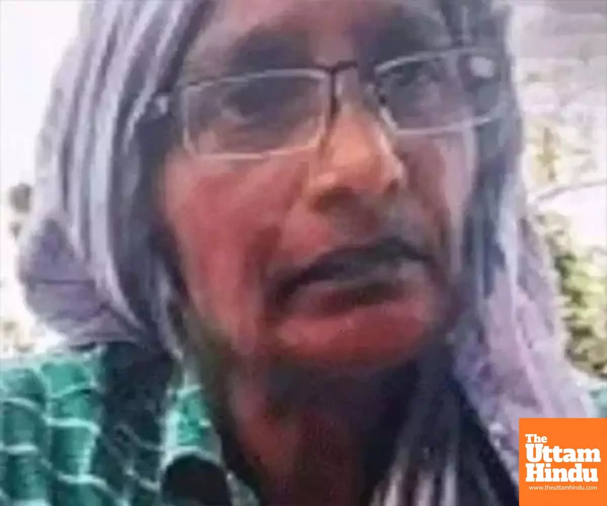 Dreaded female naxalite with ₹1 crore bounty surrenders, big blow to red terror Dreaded female naxalite with ₹1 crore bounty surrenders, big blow to red terror