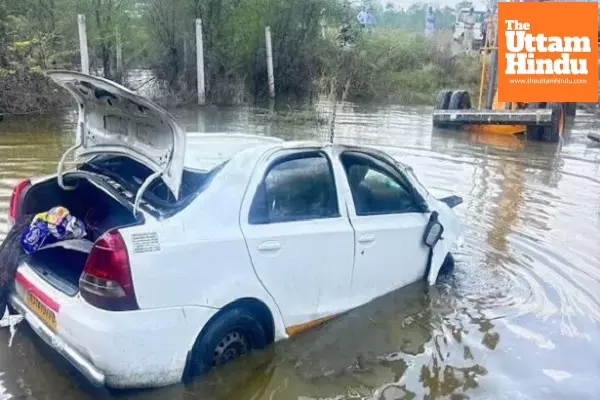 Family Performing Ashes Ritual in Haridwar Dies in Road Accident, 7 Family Members Including Children Dead Family Performing Ashes Ritual in Haridwar Dies in Road Accident, 7 Family Members Including Children Dead
