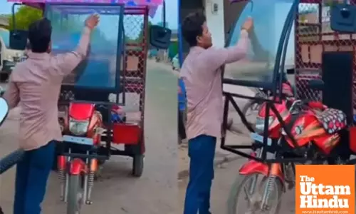 When a Motorcycle Turns into a Rickshaw: Desi Jugaad Innovation That’s Winning the Internet