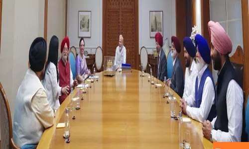 Union Minister Hardeep Puri Submits Committee Recommendations on Sacred ‘Jore Sahib’ Relics to PM Modi