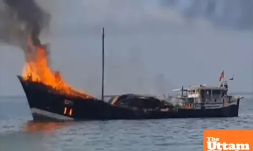VIDEO: Flames Erupt on Boat Carrying Rice and Sugar Off Gujarats Porbandar Coast, Vessel Towed to Sea to Contain Blaze
