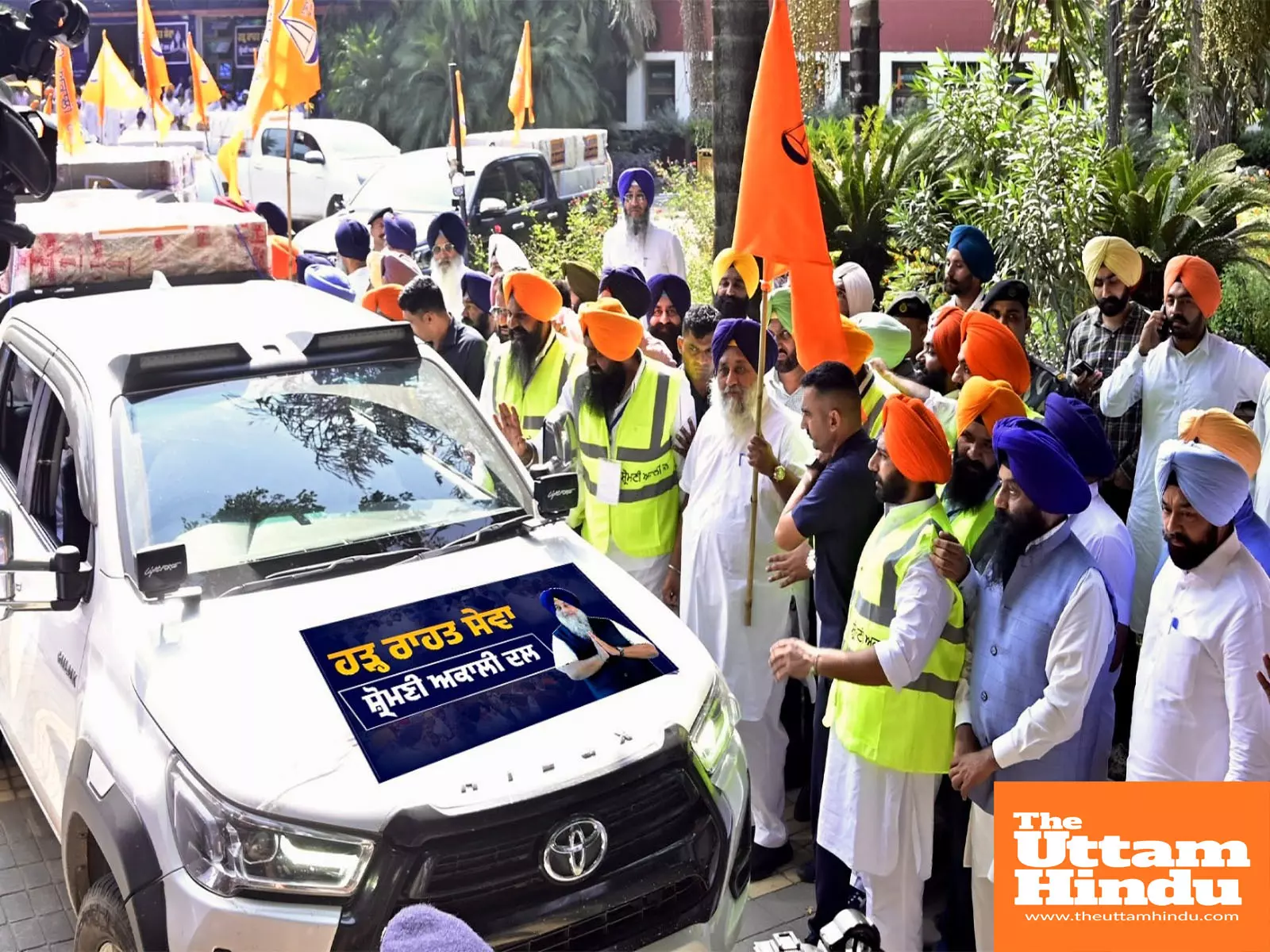 Sukhbir Badal Flags Off 500 Fogging Machines, Announces Wheat Distribution to 50,000 Flood-Affected Families