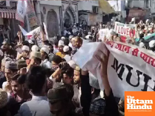 Bareilly erupts: I love Muhammad protests turn violent, police use lathi charge and tear gas