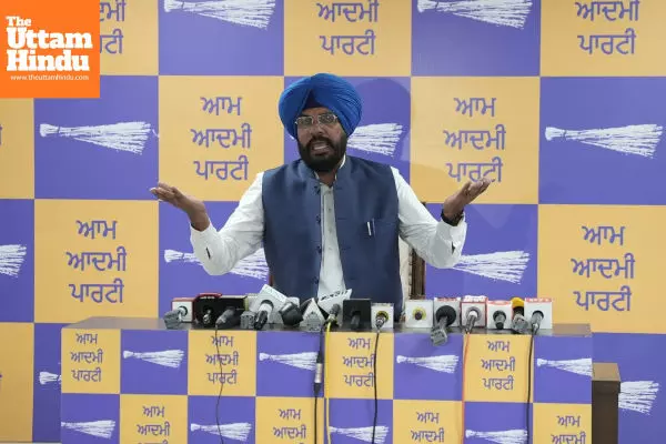 Kuldeep Dhaliwal Warns Sukhbir Badal: Quit Dreaming of Returning to Power by Threatening Officers