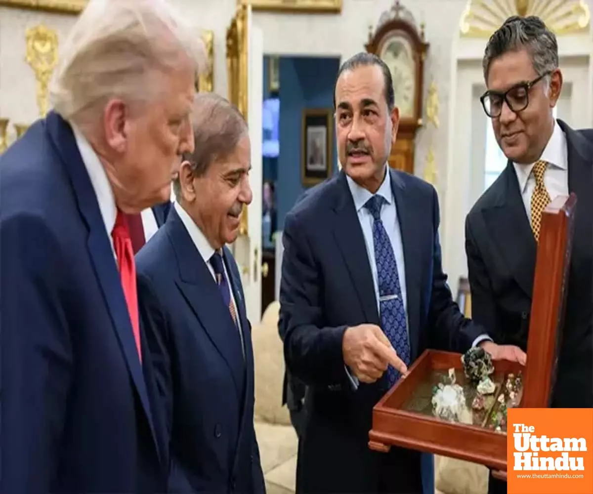 Precious stones showcased to Trump, Pakistan hints at resource wealth to counter China