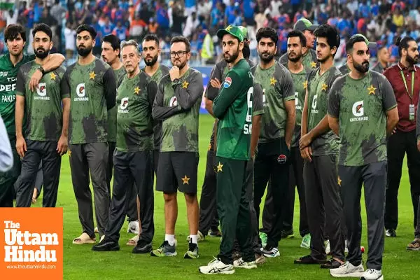 ‘Bade Beabroo Hokar…’: Pakistan’s Asia Cup Exit, India Dominates With Triple Wins