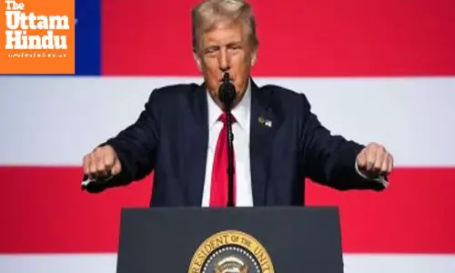 US Government Shutdown: Funding Bill Fails, Operations Halted