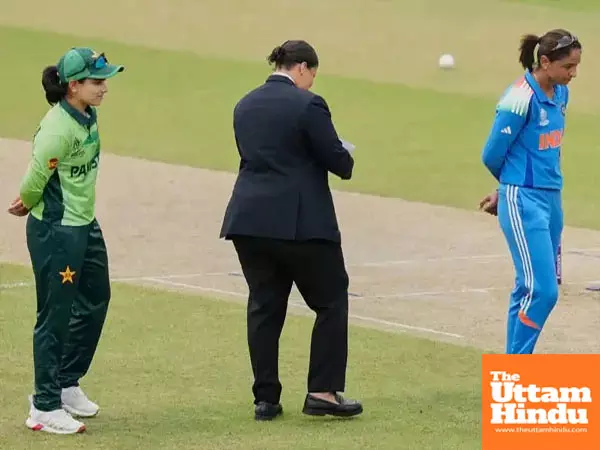 Cricket Drama: Referees Wrong Call Causes Uproar in India-Pakistan Match
