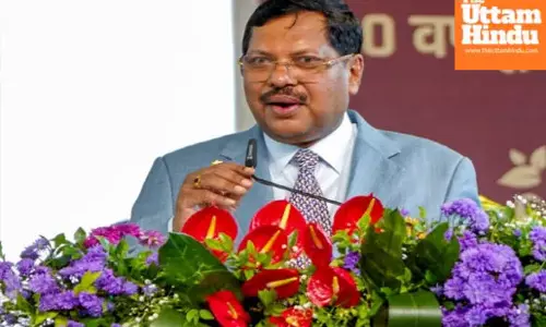 Major security lapse in Supreme Court: Lawyer throws shoe at CJI during hearing