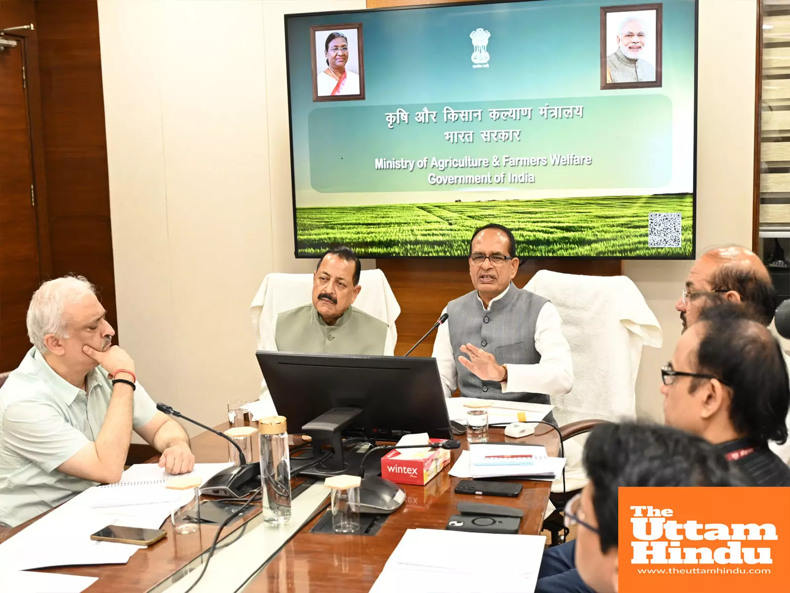 Union Agriculture Minister Shivraj Singh Chouhan releases the 21st installment of PM-KISAN in advance for flood affected J&K farmers
