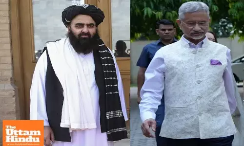 Afghanistans Foreing Minister delivers stern warning to Pakistan, sends message to US