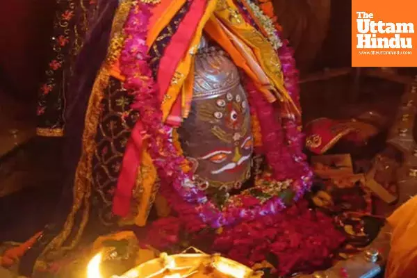 Divine Splendor: Lord Mahakal’s Third Eye Opens During Bhasma Aarti in Ujjain Divine Splendor: Lord Mahakal’s Third Eye Opens During Bhasma Aarti in Ujjain