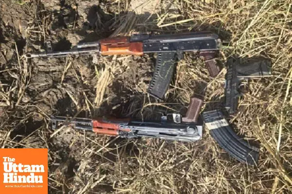 Punjab Police and BSF Seize Arms Consignment in Tarn Taran, Smuggling Linked to Pakistan Exposed Punjab Police and BSF Seize Arms Consignment in Tarn Taran, Smuggling Linked to Pakistan Exposed