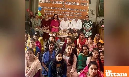 Girls Light Up Diwali with Vibrant Gidda and Bhangra Performances at Romesh Chandra Memorial Trust