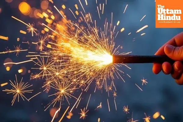 Supreme Court Allows Green Crackers in Delhi-NCR with Conditions Ahead of Diwali Supreme Court Allows Green Crackers in Delhi-NCR with Conditions Ahead of Diwali