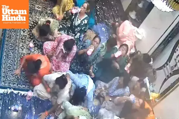 Indore Horror: 24 Transgenders Attempt Suicide by Drinking Phenyl After Exploitation and Blackmail Indore Horror: 24 Transgenders Attempt Suicide by Drinking Phenyl After Exploitation and Blackmail