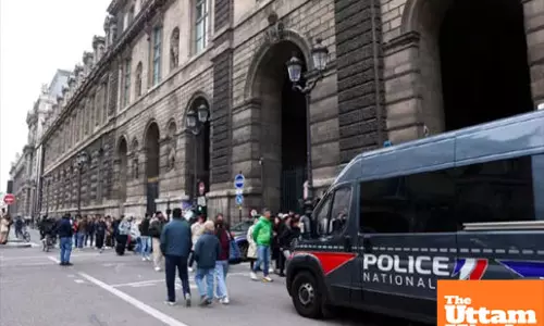 Louvre Museum robbery: Thieves make off with precious jewellery in daring heist