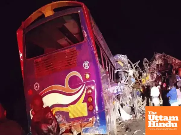 Devastating bus collision on Highway kills 63, injures many Devastating bus collision on Highway kills 63, injures many