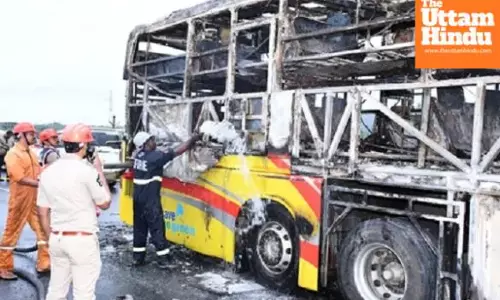 Tragic accident in Andhra Pradesh as moving luxury bus catches fire, killing 20