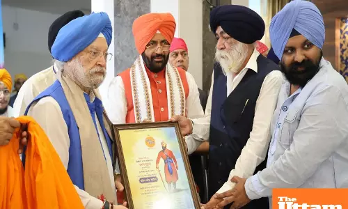 Union Minister Hardeep Singh Puri and CM Nayab Singh Saini lead morning prayers as Guru Charan Yatra resumes in Faridabad
