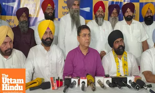 Congress Leader and Independent Candidate Harpal Singh Joins Aam Aadmi Party in Tarn Taran, Extends Support to AAP Candidate Harmeet Singh Sandhu