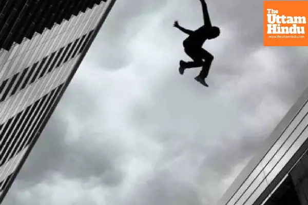 Radiotherapist Jumps from 15th Floor in Faridabad, Alleges Harassment by Wife and In-Laws Radiotherapist Jumps from 15th Floor in Faridabad, Alleges Harassment by Wife and In-Laws