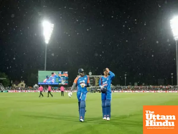 Rain ruins Indias fiery start: 1st T20I vs Australia abandoned in canberra, action shifts to Melbourne Rain ruins Indias fiery start: 1st T20I vs Australia abandoned in canberra, action shifts to Melbourne