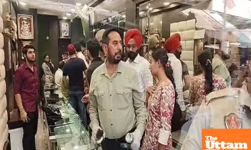 Jalandhar jewellers shop robbed: Masked men get away with lakhs in cash and gold at gunpoint; video surfaces