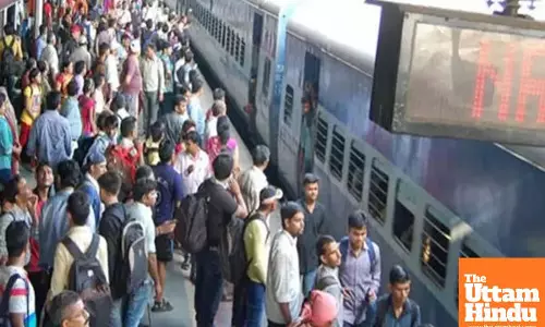 Railways Approves Plan to Develop Passenger Holding Areas at Major Stations Across India