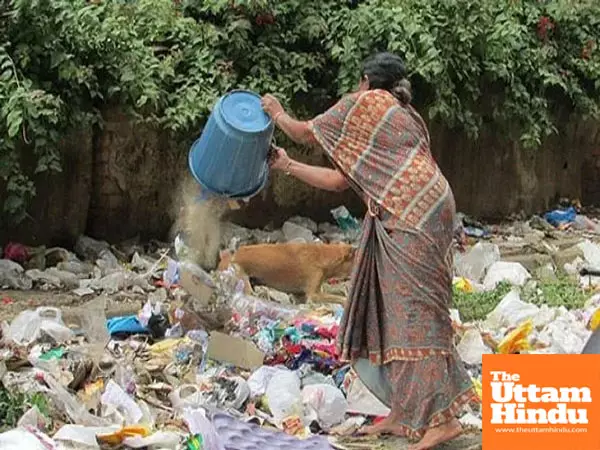 Throw garbage on streets, get Return Gift: ₹2,000 fine + waste delivered to your door Throw garbage on streets, get Return Gift: ₹2,000 fine + waste delivered to your door