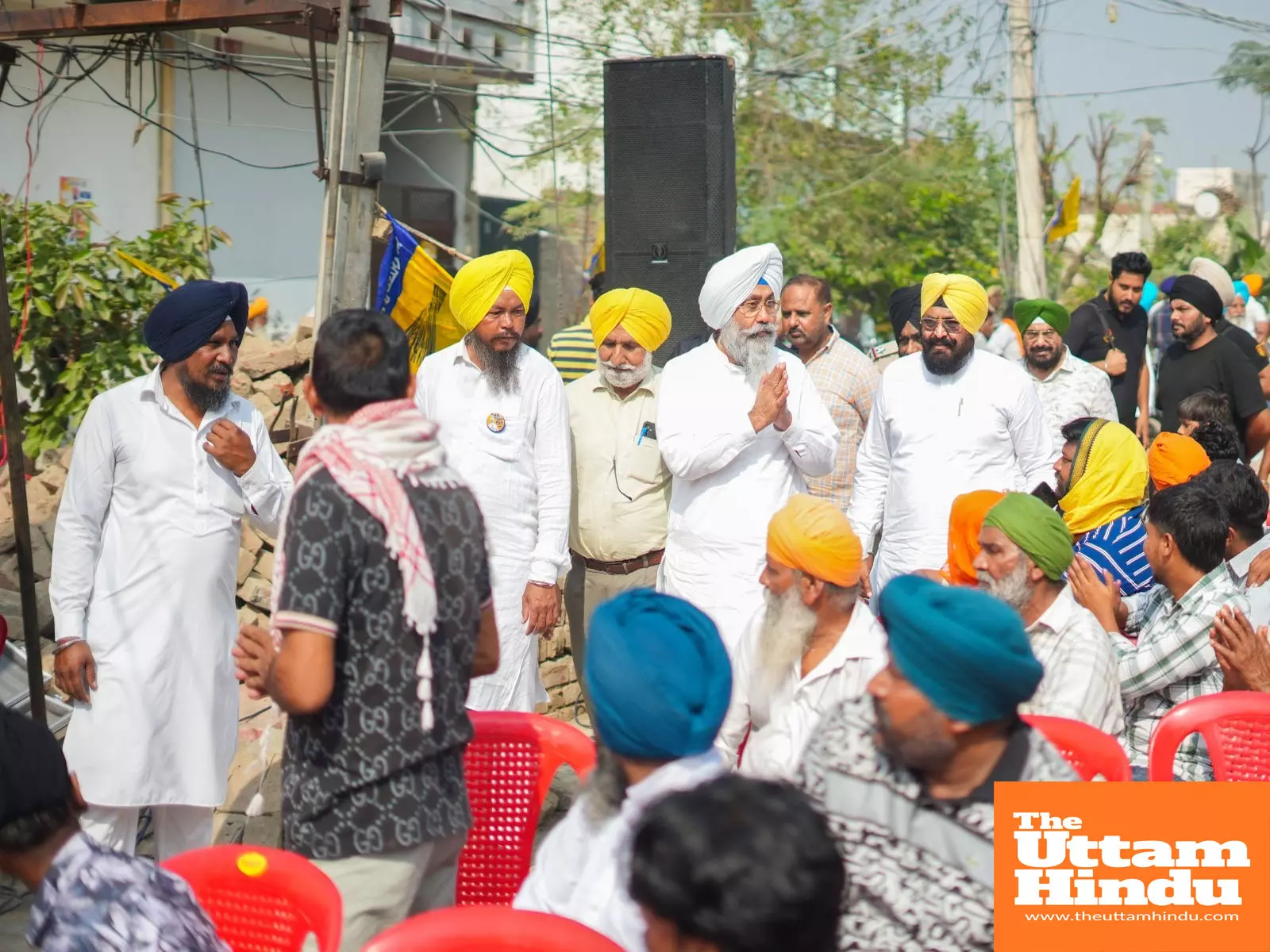 People raise slogans in support of AAP candidate in village Kasel, Harmeet Sandhu receive overwhelming backing People raise slogans in support of AAP candidate in village Kasel, Harmeet Sandhu receive overwhelming backing