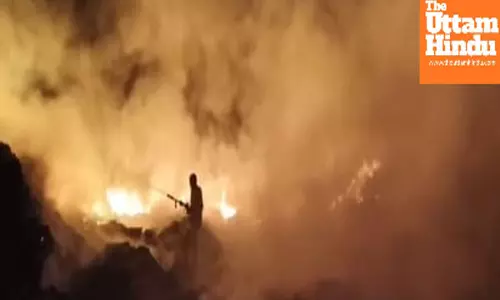 Massive Fire Breaks Out at Utensil Factory in Delhi’s Wazirpur, 9 Fire Tenders Deployed