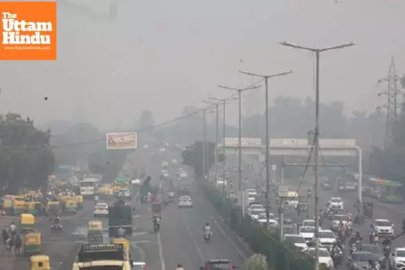 Delhi-NCR Chokes: Toxic Air, Very Poor Pollution Levels Make Breathing a Struggle Delhi-NCR Chokes: Toxic Air, Very Poor Pollution Levels Make Breathing a Struggle