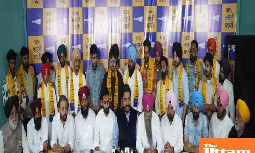 Massive support for AAP in Tarn Taran: Dozens of youth join the party under the leadership of Shahbaz Singh