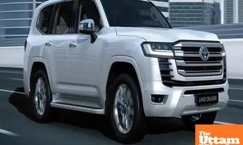 Toyota issues voluntary recall for 4,863 Land Cruiser, Camry and Vellfire units in India over parking assist ECU issue