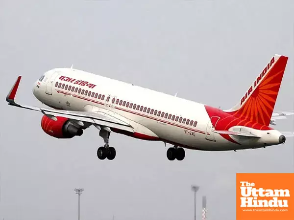Delhi-Bengaluru flight diverted to Bhopal amid emergency, passengers left scrambling Delhi-Bengaluru flight diverted to Bhopal amid emergency, passengers left scrambling