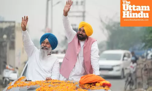 CM Manns Grand Roadshow in Tarn Taran; Appeals to Voters to Support AAP Candidate Harmeet Singh Sandhu