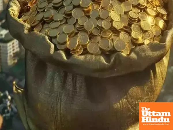 Digging for a dream: Man uncovers life-changing treasure in backyard, strikes gold! Digging for a dream: Man uncovers life-changing treasure in backyard, strikes gold!
