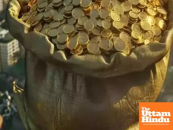 Digging for a dream: Man uncovers life-changing treasure in backyard, strikes gold!