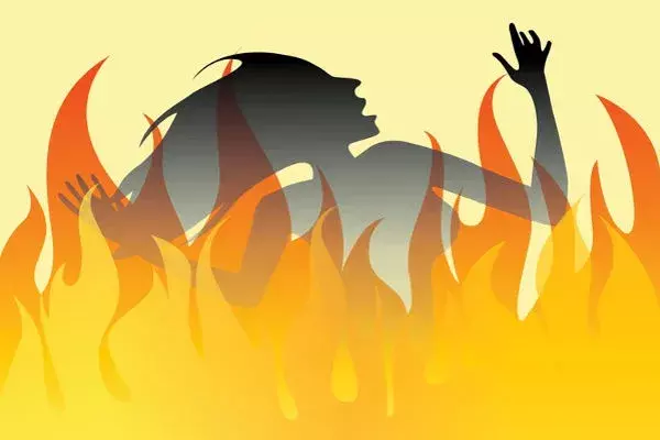 Andhra Pradesh Shocker: Daughter-in-law allegedly sets mother-in-law ablaze, granddaughter suffers burns