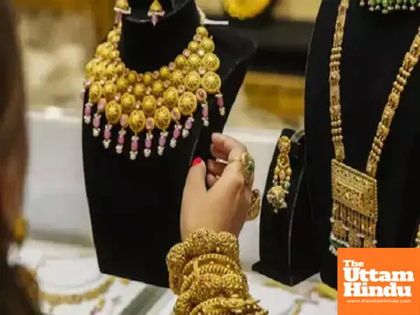 Gold, silver stagnate: Prices expected to trade sideways in near future Gold, silver stagnate: Prices expected to trade sideways in near future