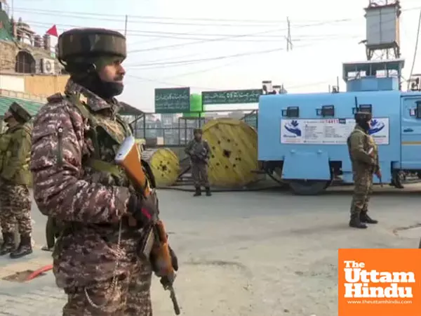 Kashmir connection: Delhi blast suspect Dr. Umars family, 6 others held in overnight crackdown