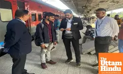 Jammu Rail Division Catches 697 Ticketless Passengers in One Day, Collects ₹4.33 Lakh Fine Jammu Rail Division Catches 697 Ticketless Passengers in One Day, Collects ₹4.33 Lakh Fine