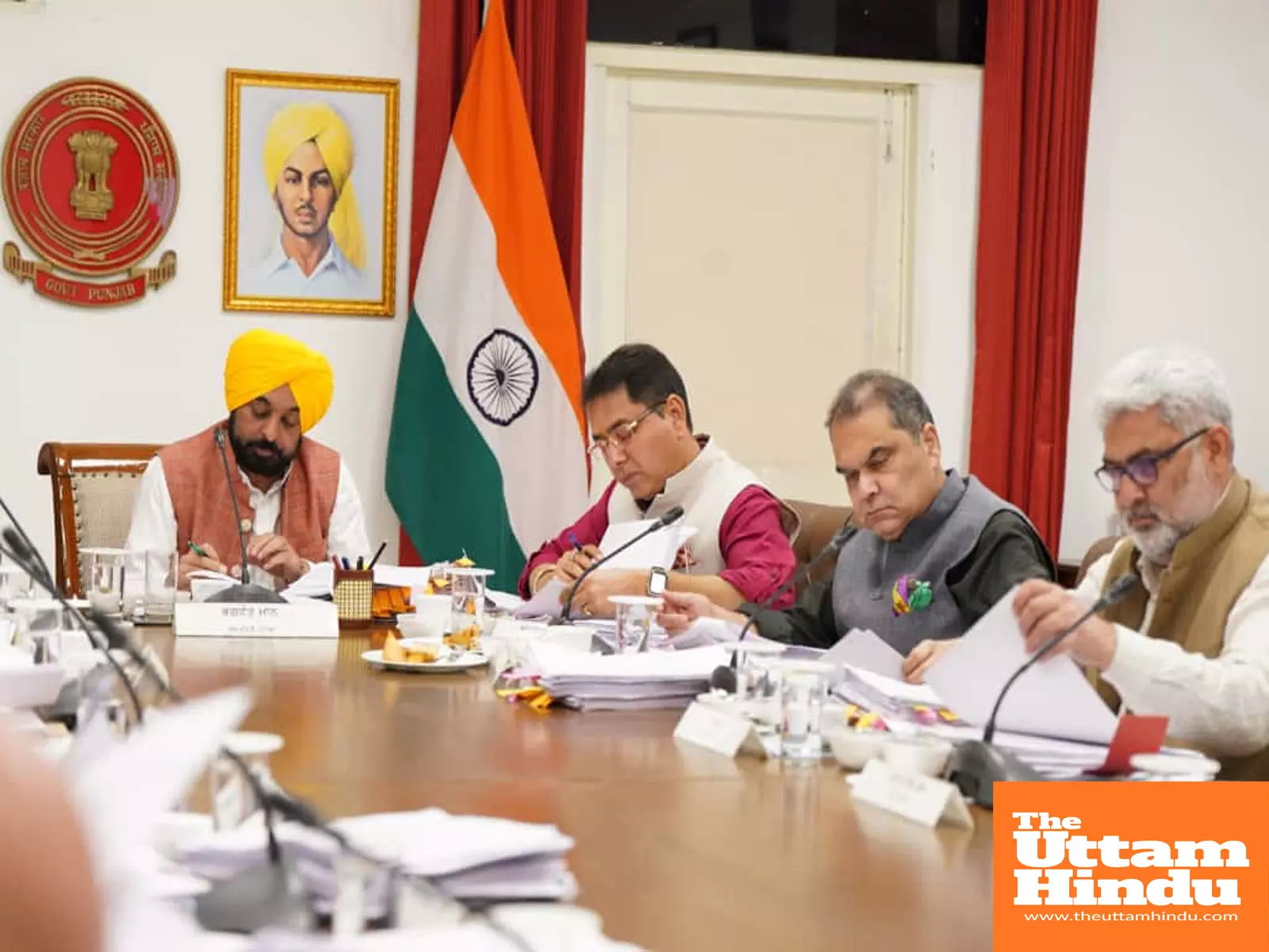 Led by CM, Punjab Cabinet gives nod to summon special session of Punjab Vidhan Sabha on November 24 at Sri Anandpur Sahib Led by CM, Punjab Cabinet gives nod to summon special session of Punjab Vidhan Sabha on November 24 at Sri Anandpur Sahib