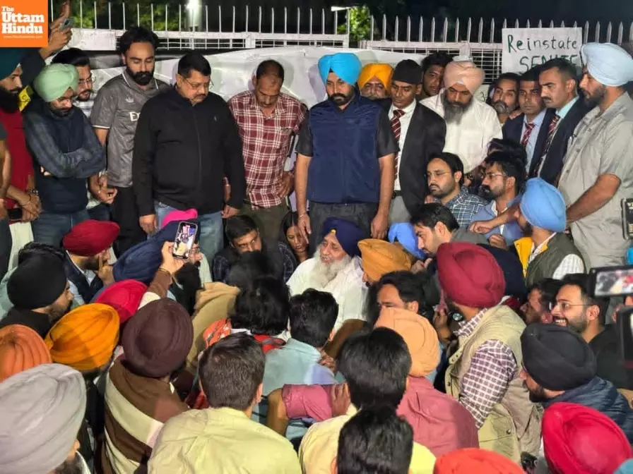 Sukhbir Singh Badal exhorts everyone to rise above party lines to support the cause of Panjab University Sukhbir Singh Badal exhorts everyone to rise above party lines to support the cause of Panjab University